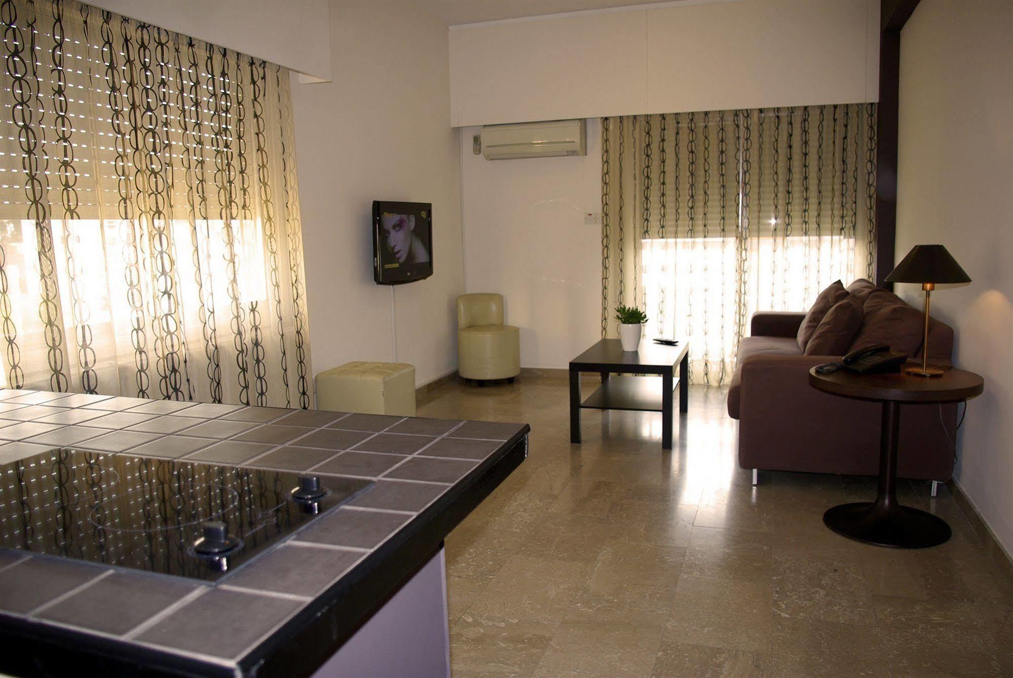 Vega Apartments Limassol Ngoại thất bức ảnh